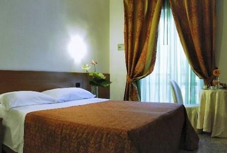 Hotel Villa Giusy Castellaneta Marina Kültér fotó