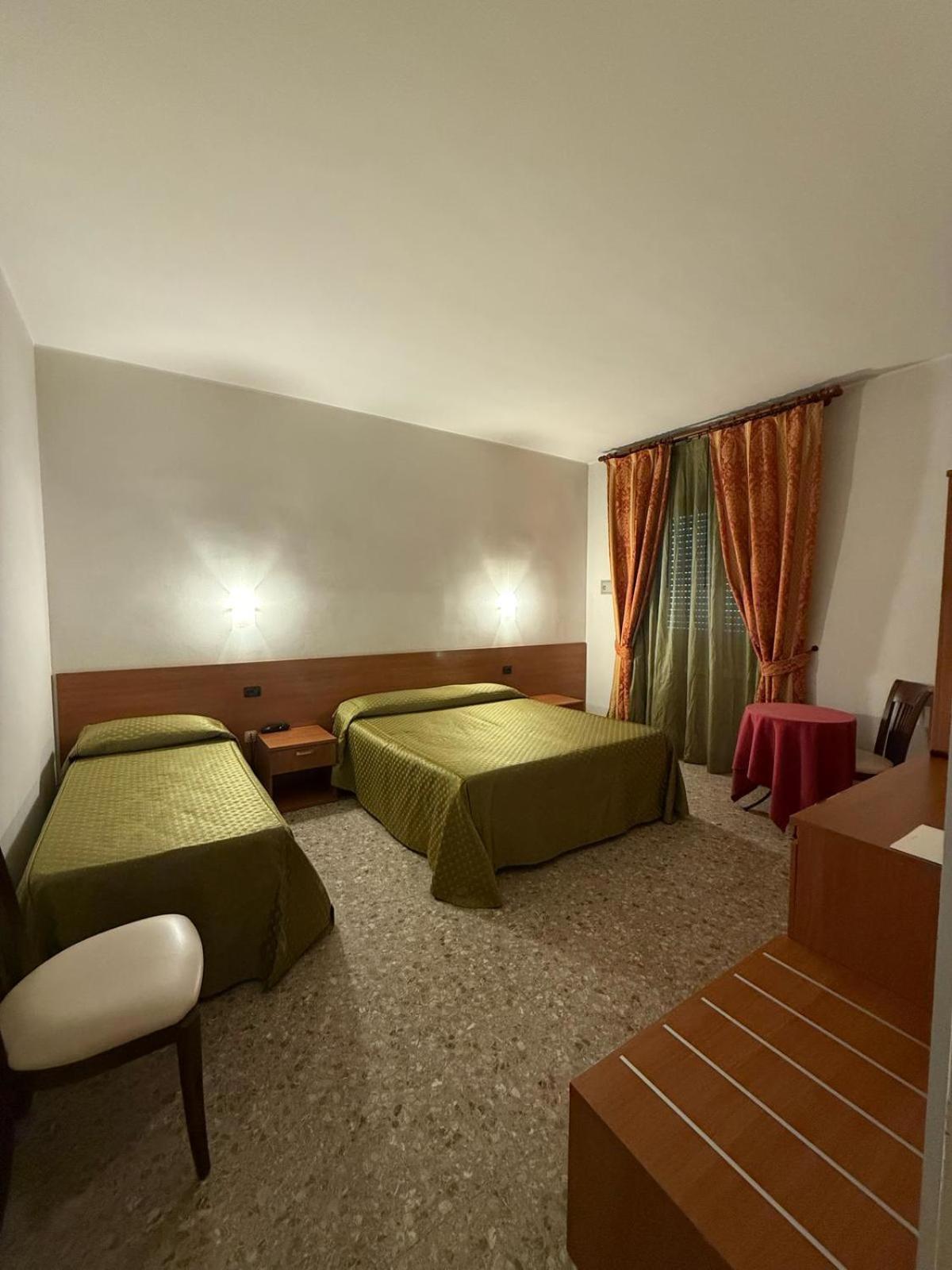 Hotel Villa Giusy Castellaneta Marina Kültér fotó